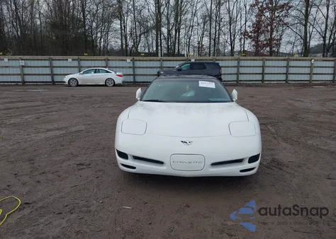 2002 Chevrolet Corvette из США, поврежденный, VIN 1G1YY22G425122716